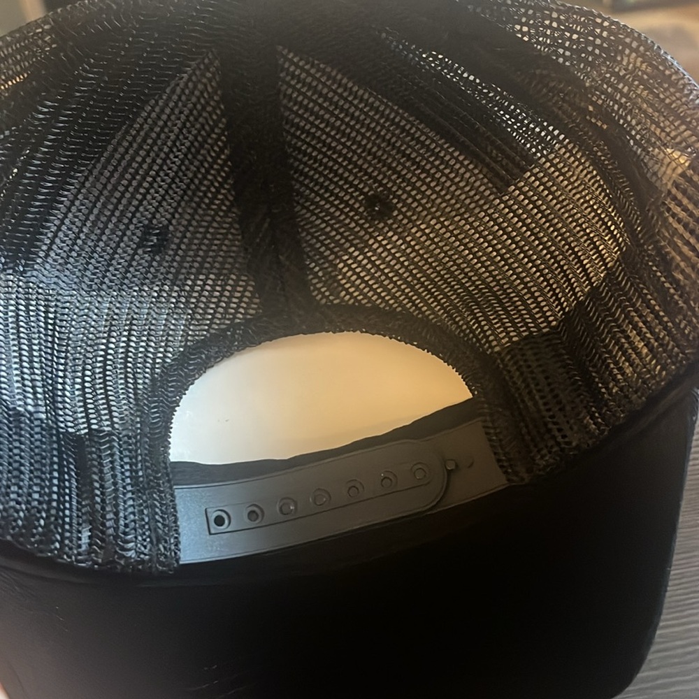 Yellowstone Hat - Picture 3 of 3